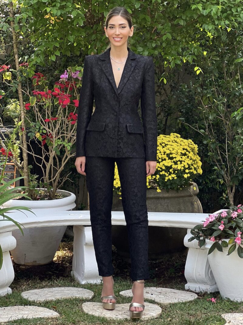 Alternative view of Blazer Tereza