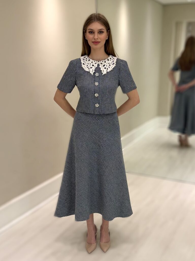 Saia de tweed verde e branco Chiara com zíper lateral, vista frontal