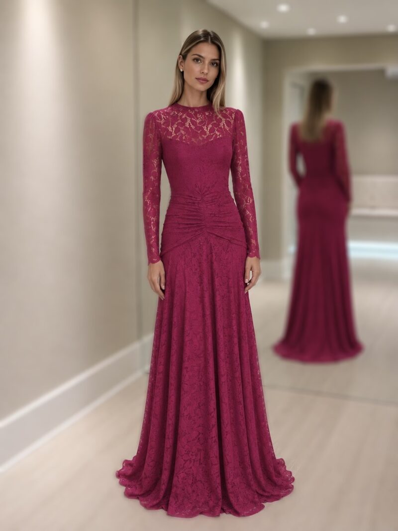 Vestido longo de renda floral rosa escuro com mangas longas e decote redondo com transparência